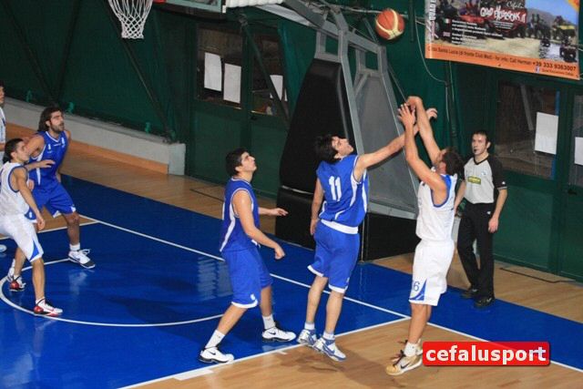 101128_sport 297y_tn.jpg